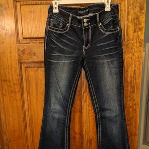 Vanity 27W/35L Flare Jeans